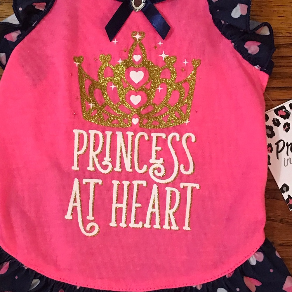 Puppy / Dog / Pet Apparel Princess at Heart Dress NWT
Crown & Hearts
Medium
Bun - Picture 4 of 14